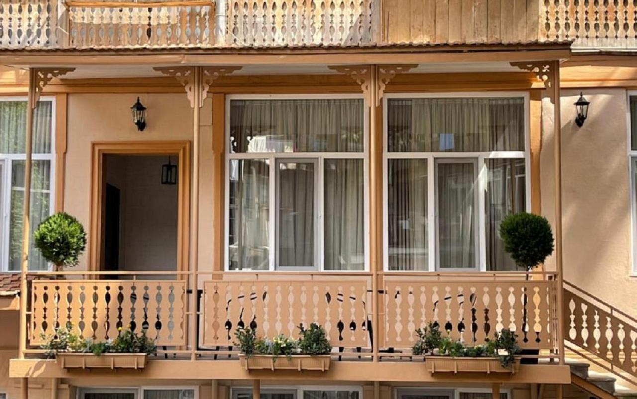 Bb Residence Sololaki Tbilisi Luaran gambar
